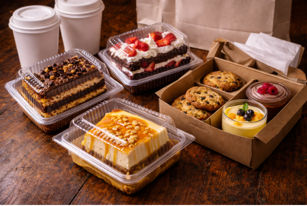 What Makes Desserts Travel Well for Delivery